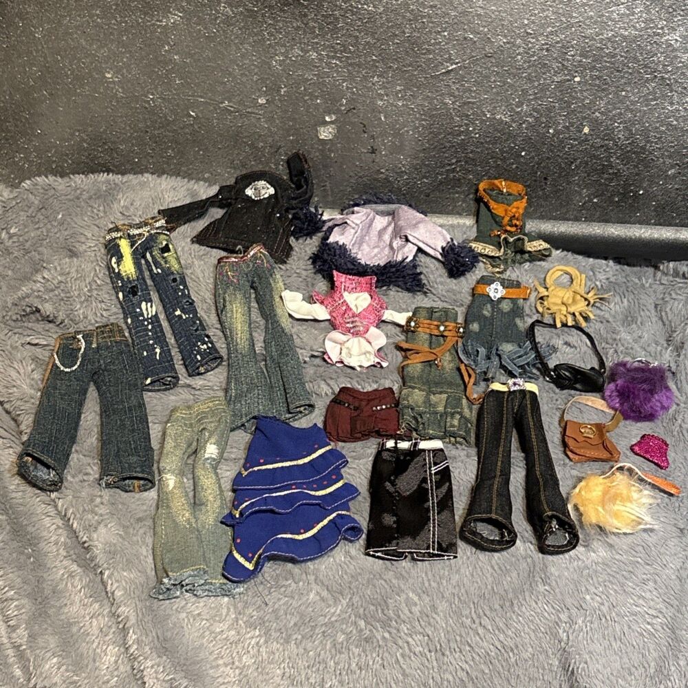 Vintage Original Bratz Doll Clothes Lot Of 20 Y2K Shirts Pants Skirts Purses MGA
